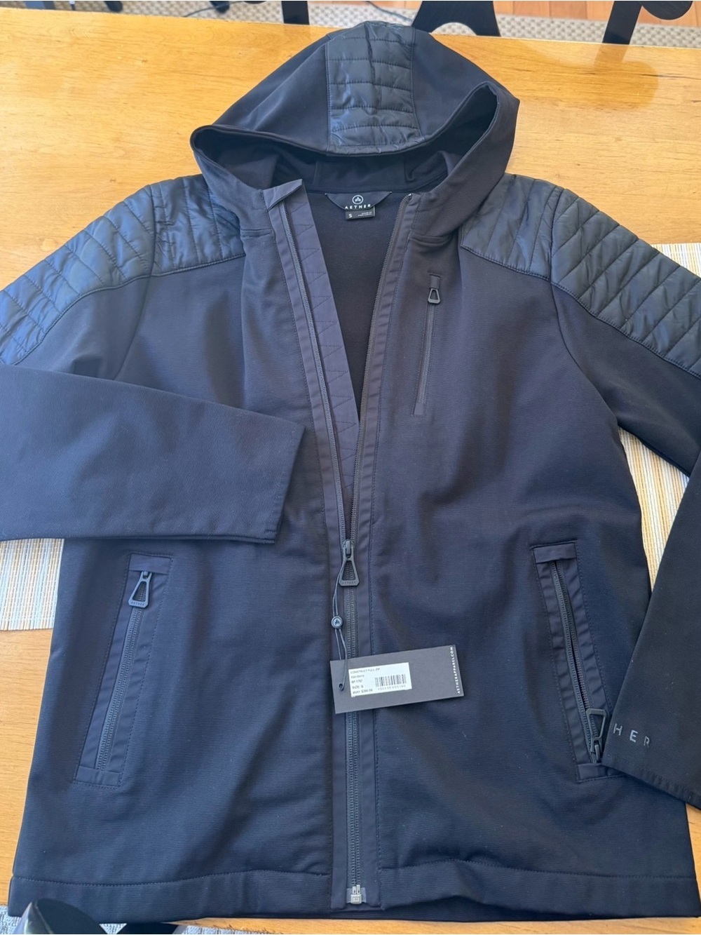 AETHER Construct Full-Zip Black Hooded Quilted-Shoulder Jacket-BRAND NEW Men’s